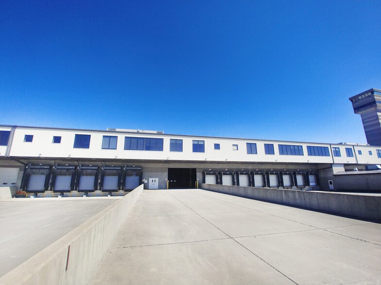 More Photos Of 2800 Old Springfield Rd, Vandalia Unknown For Lease