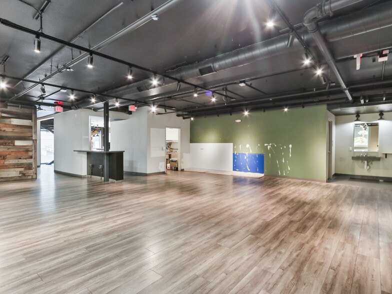 More Photos Of 1020 11th St, Sacramento Office For Lease