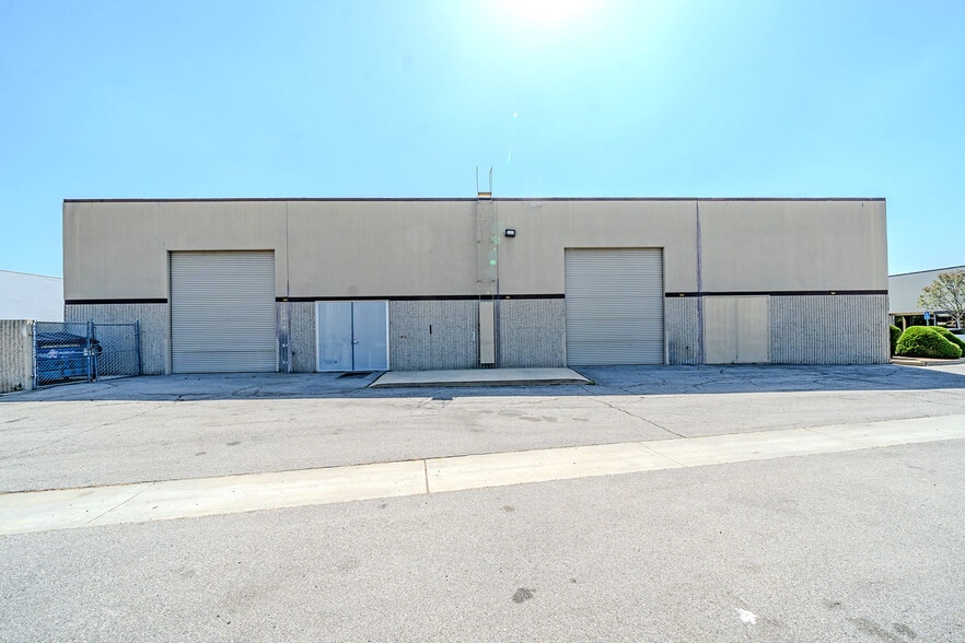 More Photos Of 381 Thor Pl, Brea Manufacturing For Lease