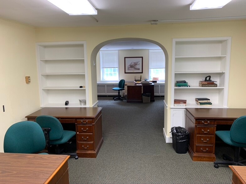 More Photos Of 581 Skippack Pike, Blue Bell Office For Lease