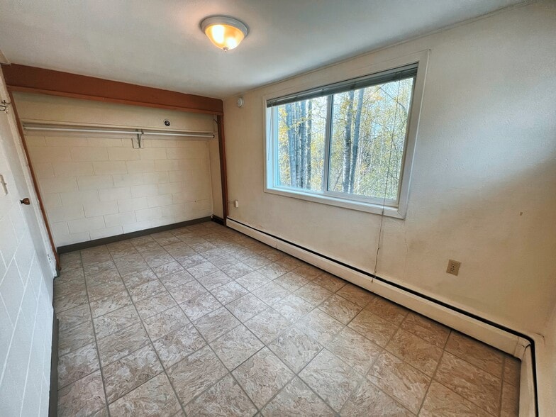 More Photos Of 2204 W Northern Lights Blvd, Anchorage Apartments For Sale