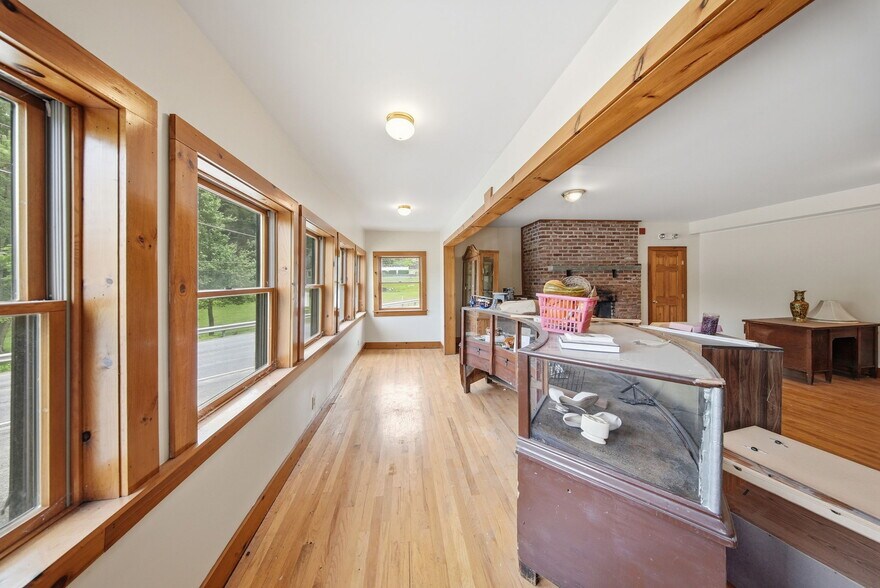 More Photos Of 696 PA-590, Lackawaxen Multifamily For Sale