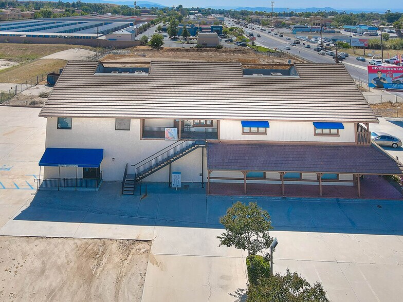 More Photos Of 18791 Van Buren Blvd, Riverside Freestanding For Lease