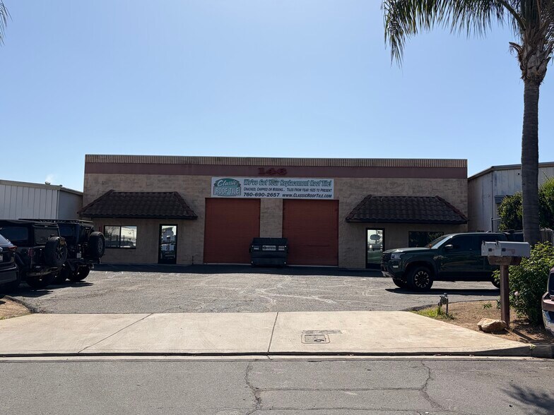 More Photos Of 146 Vinewood St, Escondido Warehouse For Lease