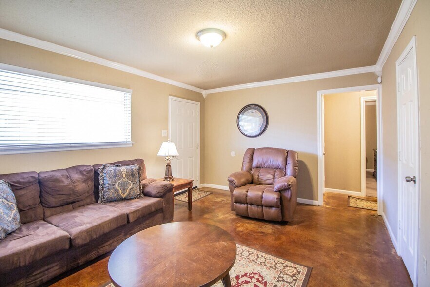 More Photos Of 1601 44th St, Lubbock Religious Facility For Sale