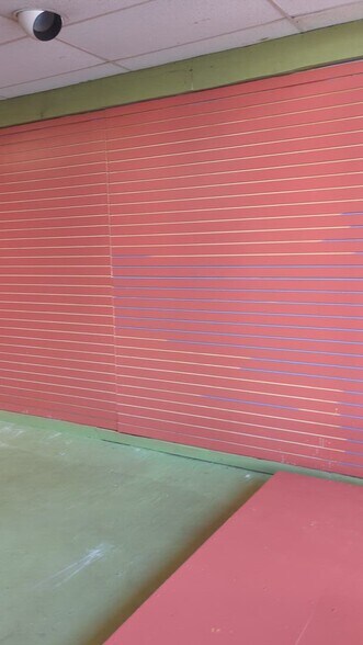 Primary Photo Of 803-819 W Pipeline Rd, Hurst Unknown For Lease