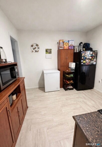 More Photos Of 40-42 Webster St, Hartford Apartments For Sale