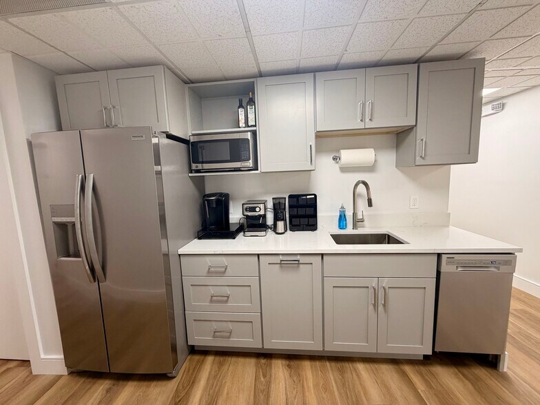 More Photos Of 25 Washington St, Somerville Coworking Space