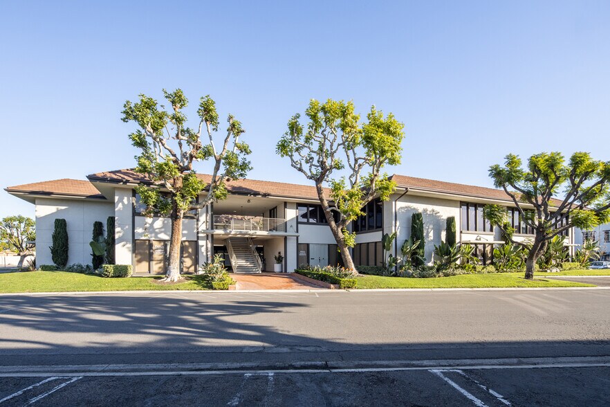Primary Photo Of 1740 W Katella Ave, Orange Unknown For Lease