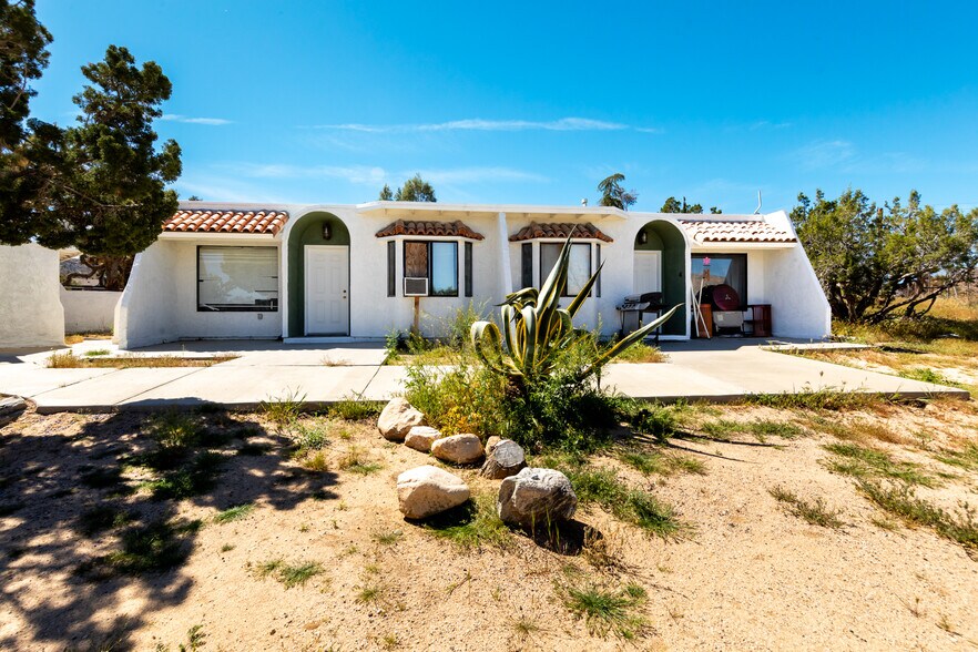 More Photos Of 7772 Jemez Trl, Yucca Valley Multifamily For Sale