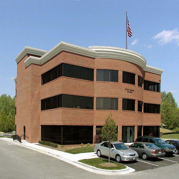 More Photos Of 128 Lubrano Dr, Annapolis Medical For Lease