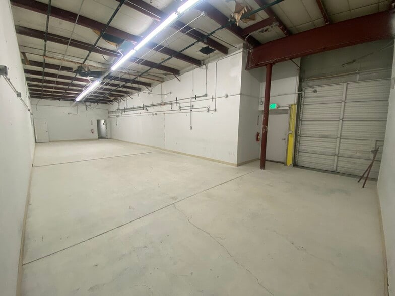 More Photos Of 1441 W 46th Ave, Denver Warehouse For Lease