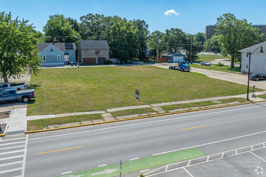 Primary Photo Of 504 Schuyler Ave, Kankakee Land For Sale