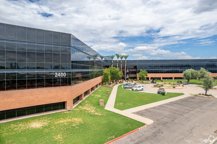 More Photos Of 2400 W Dunlap Ave, Phoenix Office For Sale