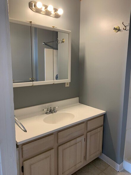More Photos Of 285 Washington Ave, Albany Apartments For Sale