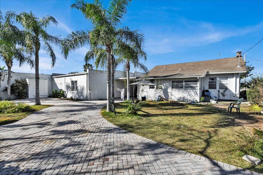 More Photos Of 233 N 9th St, Haines City Medical For Lease