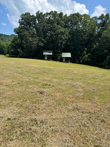 More Photos Of 414 Milroy Grose, Lansing Land For Sale