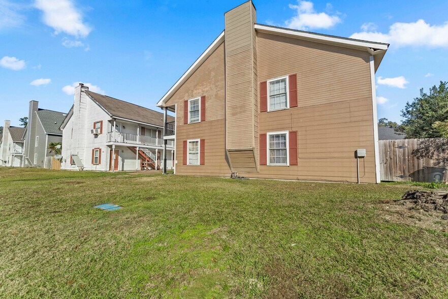 More Photos Of 612 Rue Saint Martin, Hammond Apartments For Sale