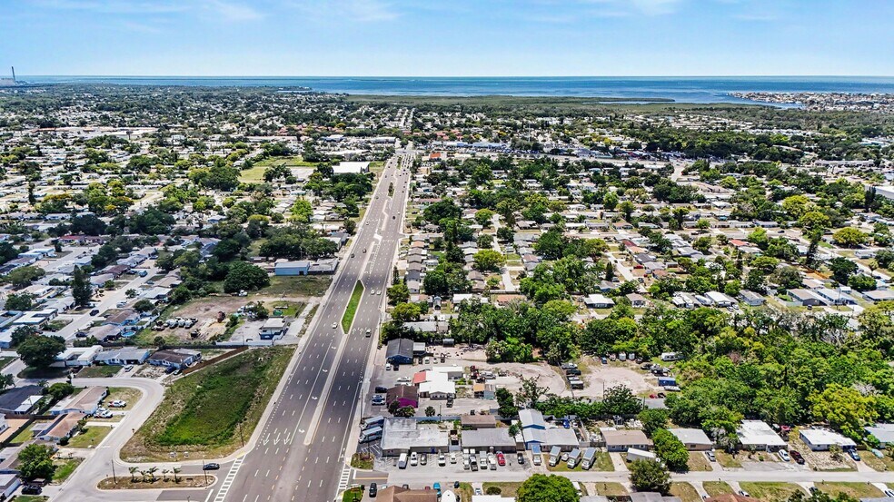 More Photos Of 5133 FL-54, New Port Richey Office Residential For Lease
