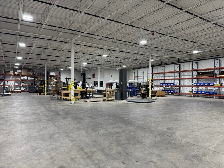 More Photos Of 3701 Main St, Elkhart Industrial For Lease