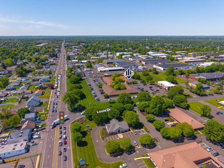 More Photos Of 600 Louis Dr, Warminster Township Office For Sale