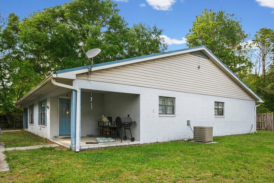 More Photos Of 209 Cannon St, Nahunta Multifamily For Sale