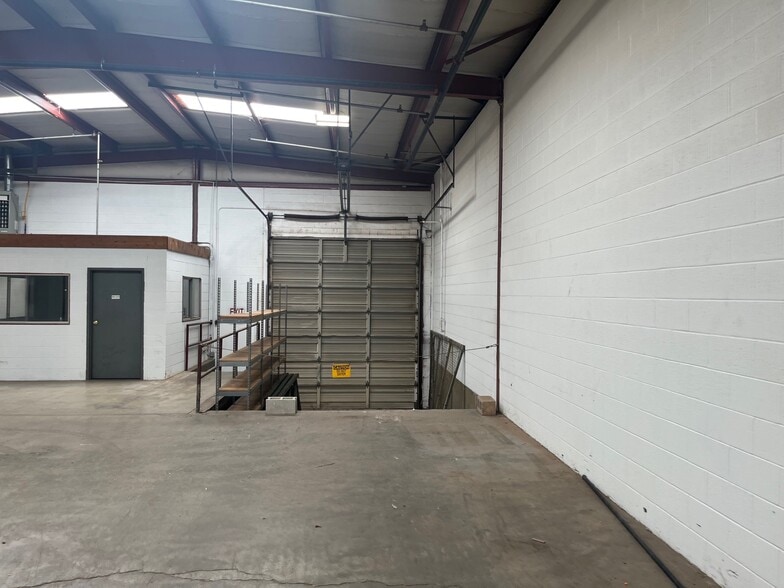 More Photos Of 3021 S High Ave, Oklahoma City Warehouse For Sale