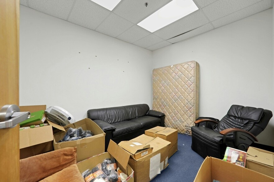 More Photos Of 160 Gregg St, Lodi Warehouse For Lease