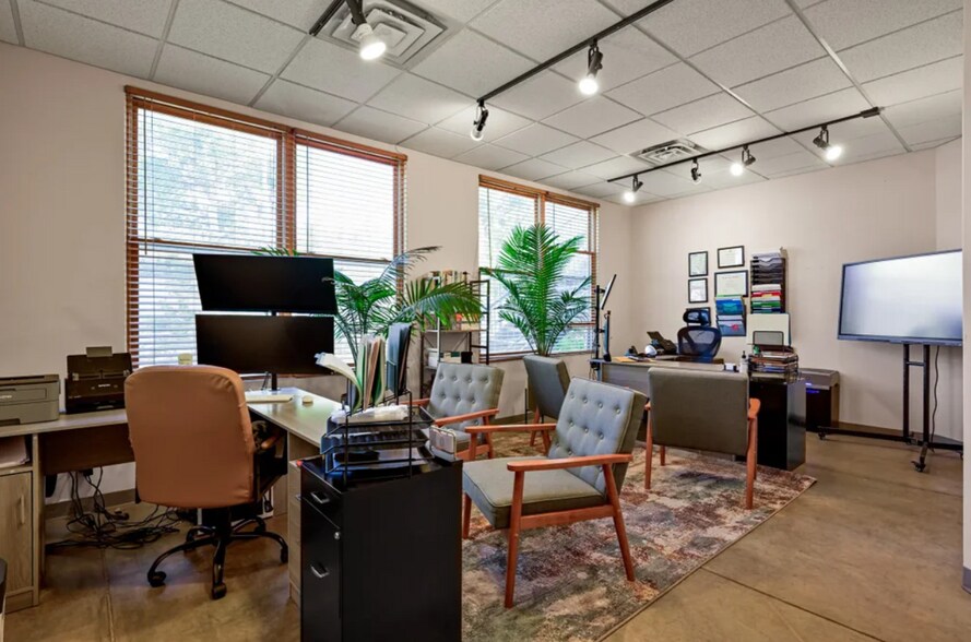 More Photos Of 3600 Cerrillos Rd, Santa Fe Office For Sale