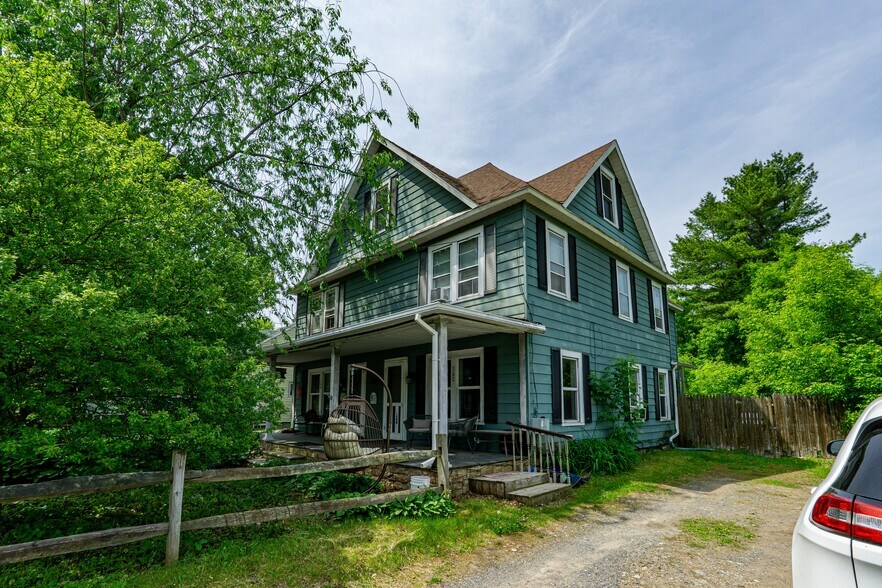 More Photos Of 16 Broad Ln, Au Sable Forks Apartments For Sale