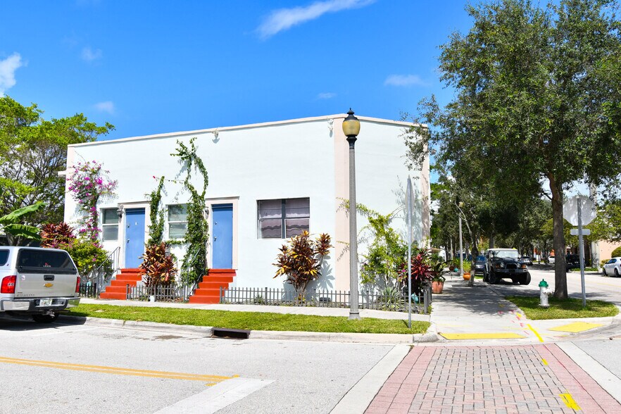 More Photos Of 1801 Spruce Ave, West Palm Beach Apartments For Sale