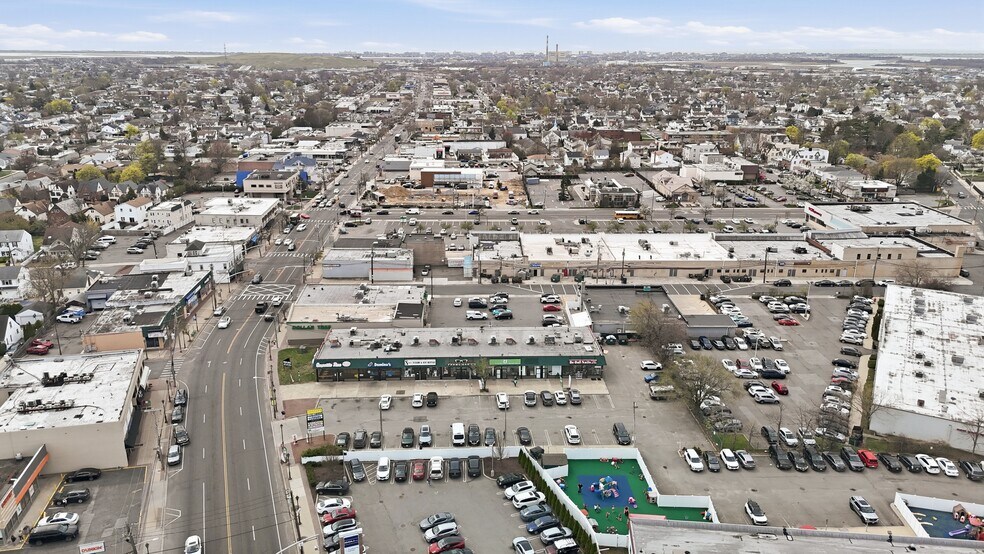 More Photos Of 2882-2904 Long Beach Rd, Oceanside Freestanding For Lease