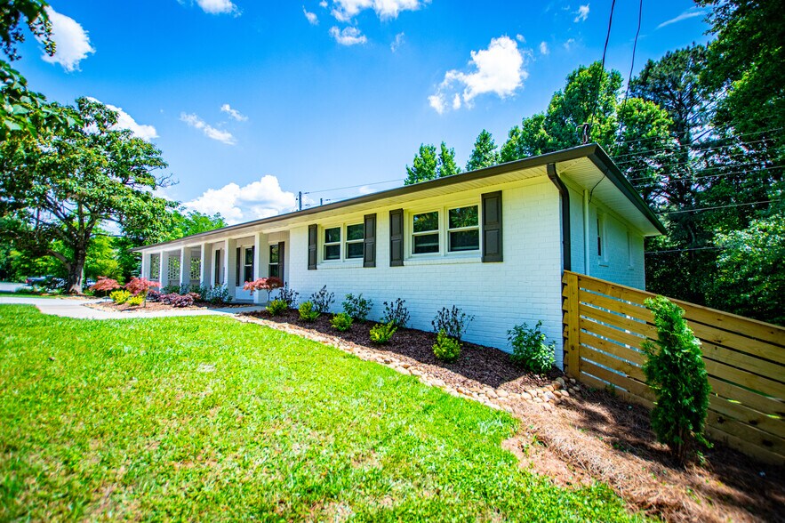 More Photos Of 2932 US-27, Buchanan Office For Sale