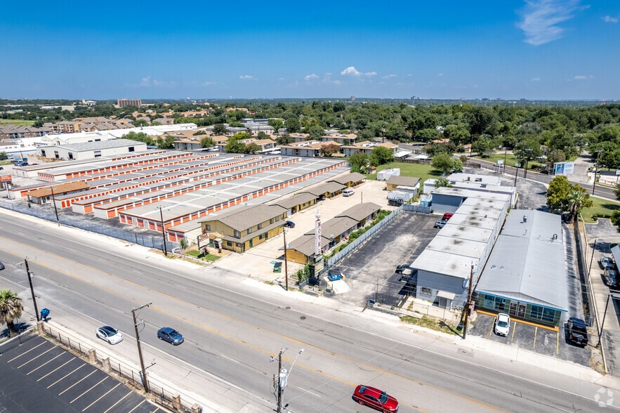 More Photos Of 3426 Fredericksburg Rd, San Antonio Hotel For Sale