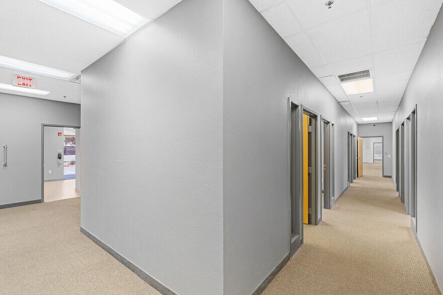 More Photos Of 2075 S Cottonwood Dr, Tempe Medical For Lease