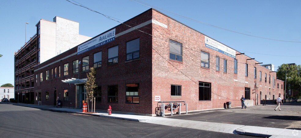 Primary Photo Of 21 Erie St, Cambridge Research And Development For Lease