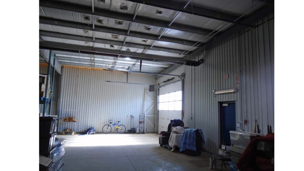 More Photos Of 8319 Chiles Industrial Av, Red Deer Warehouse For Sale