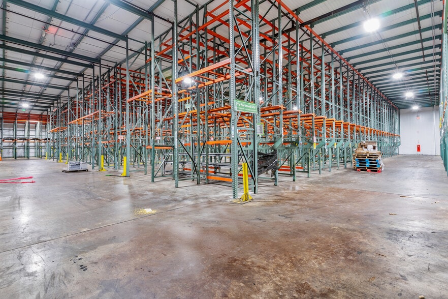 More Photos Of 2200 Lithonia Industrial Blvd, Lithonia Food Processing For Lease