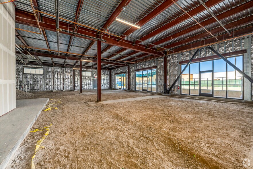 More Photos Of 2100 Louisiana Blvd NE, Albuquerque Office For Lease