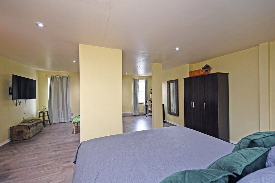 More Photos Of 118 E Liberty St, Cincinnati Apartments For Sale