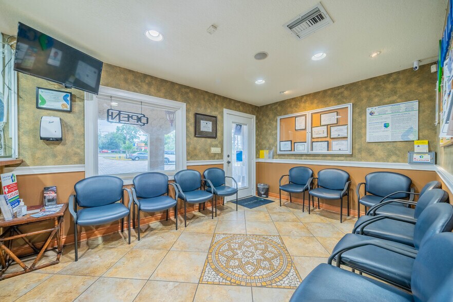 More Photos Of 10508 Gibsonton Dr, Riverview Medical For Sale