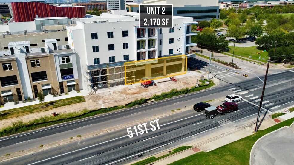 More Photos Of 5025 Mueller Blvd, Austin Apartments For Lease