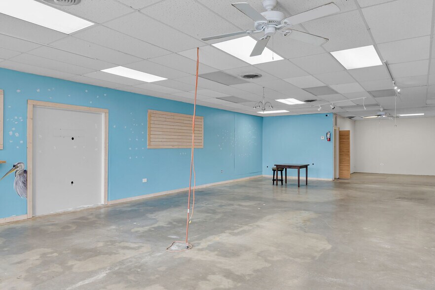 More Photos Of 81900-81906 Overseas Hwy, Islamorada General Retail For Sale