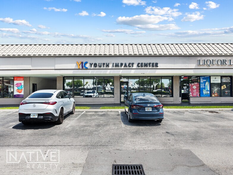 More Photos Of 903-999 W Cypress Creek Rd, Fort Lauderdale Freestanding For Lease