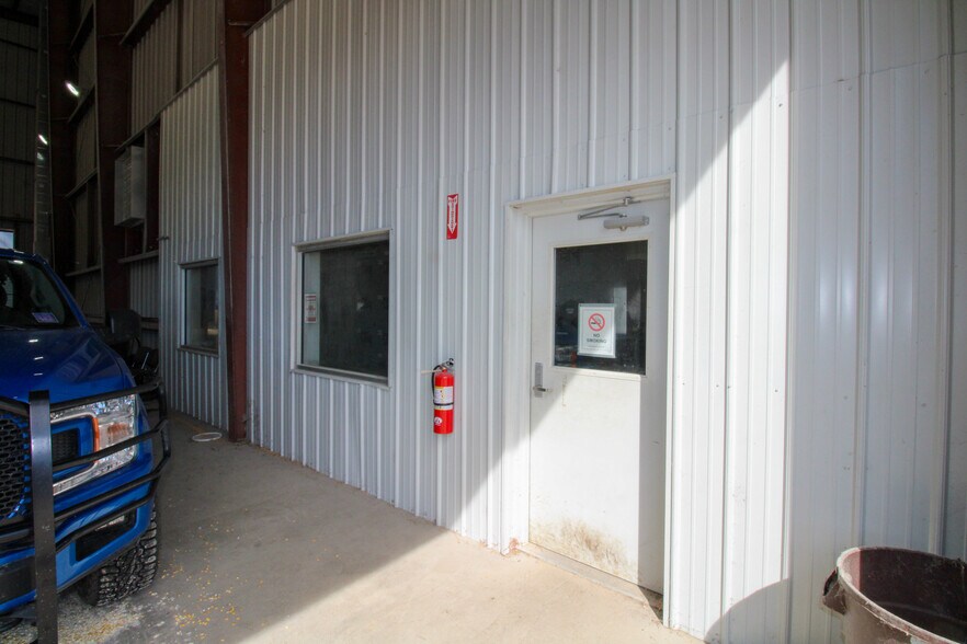 More Photos Of 107 8th Ave SW, Kasson Specialty For Sale