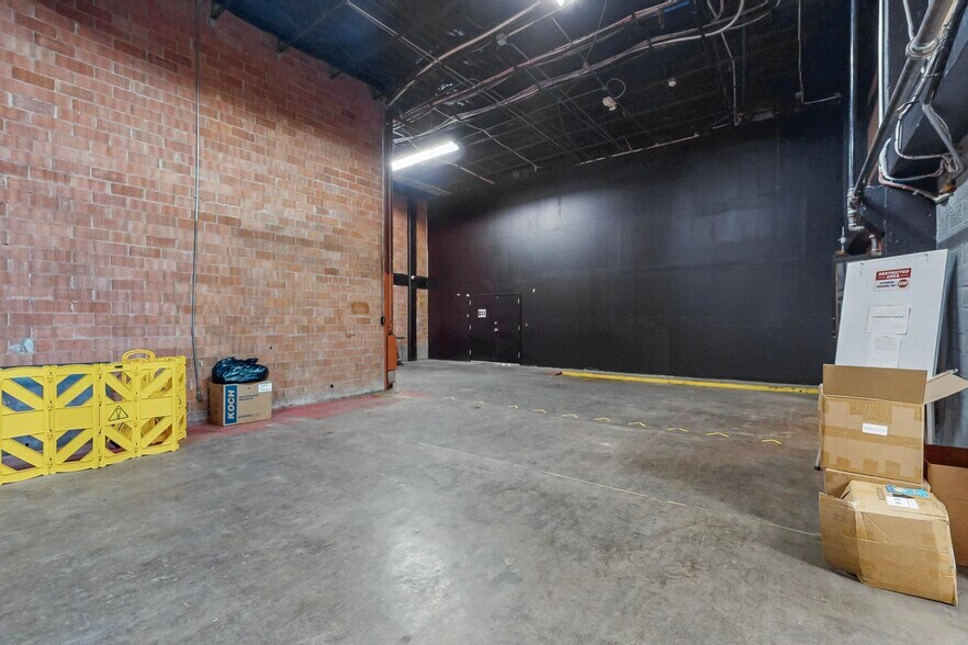 More Photos Of 1510-1512 1st St NW, Albuquerque Industrial For Sale