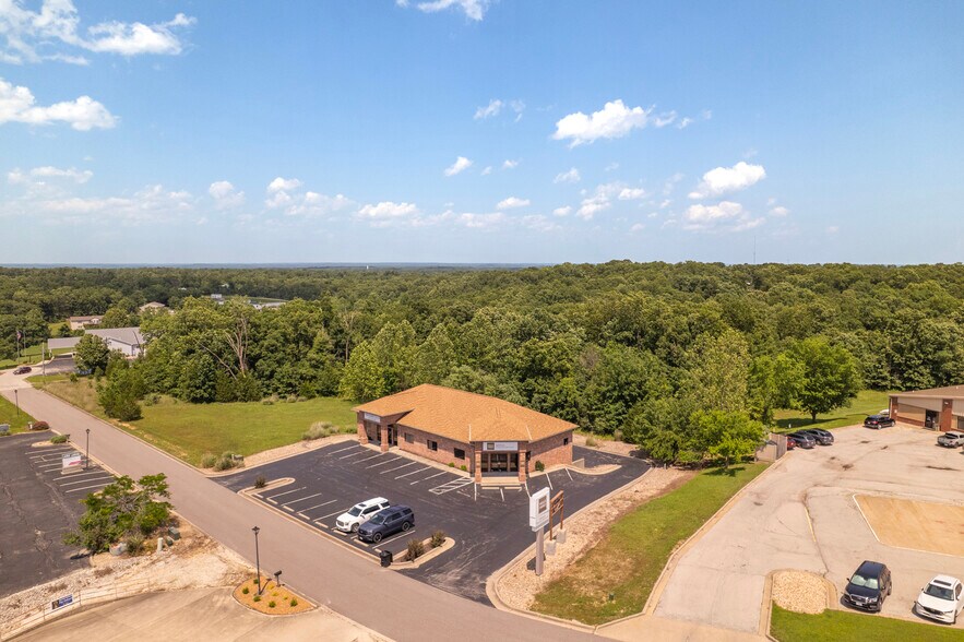 More Photos Of 162 Missouri Blvd, Gravois Mills Medical For Sale