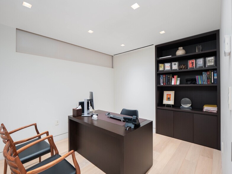 More Photos Of 650 Park Ave, New York Apartments For Sale