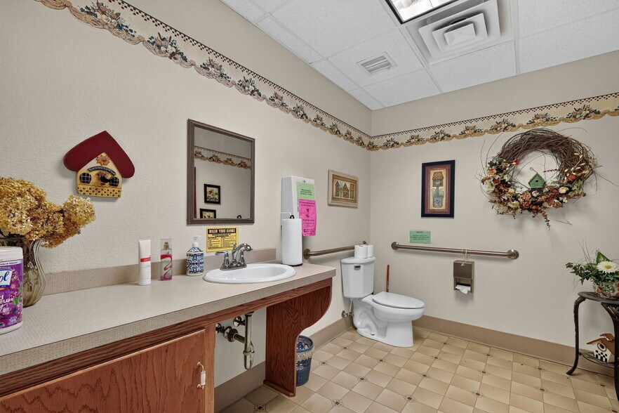 More Photos Of 1460 A Woodville Rd, Millbury Freestanding For Sale