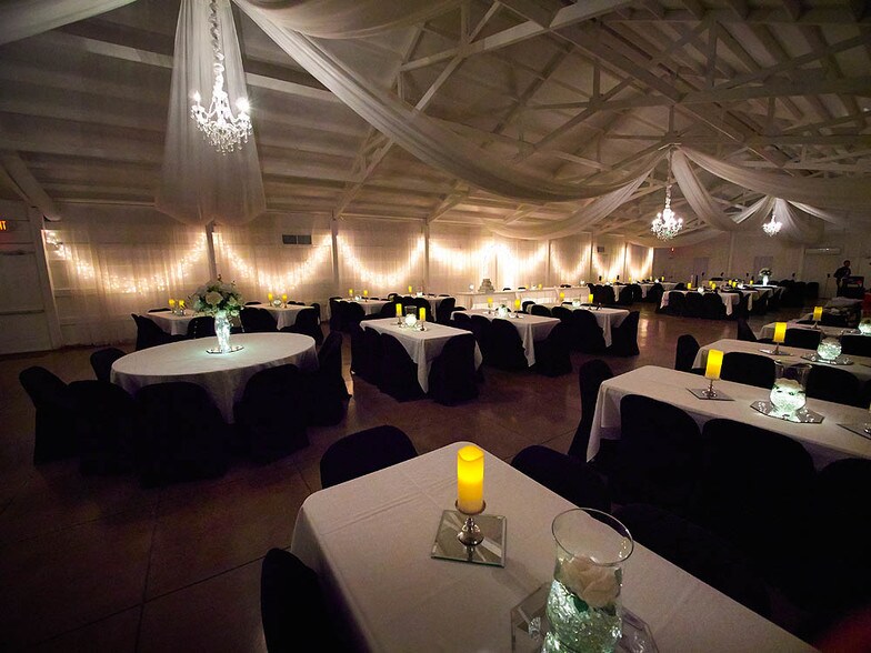 More Photos Of 223 E Market St, Johnson City Religious Facility For Lease